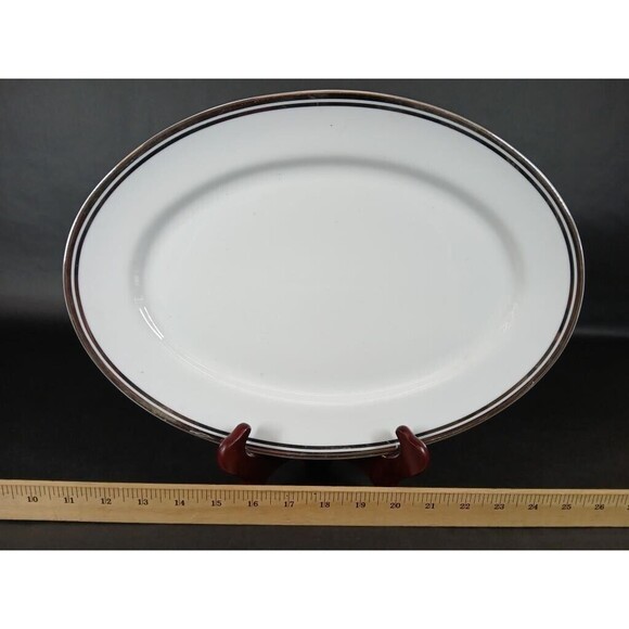 Royal Doulton Pure Platinum Bone China Oval Serving Platter 14.5" Serverware - Picture 3 of 4
